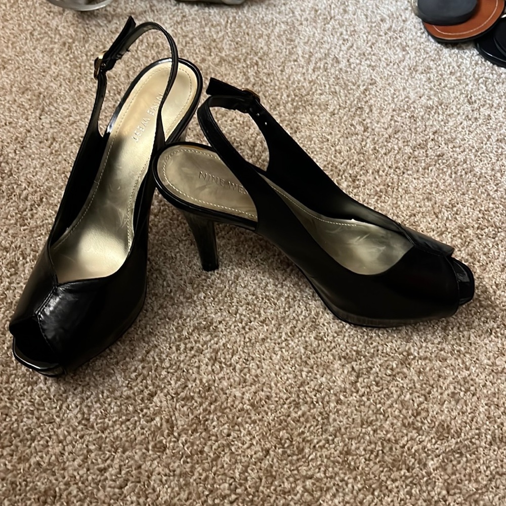 Nine West  slingback silhouette and open toe